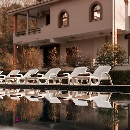 Villa The Resident