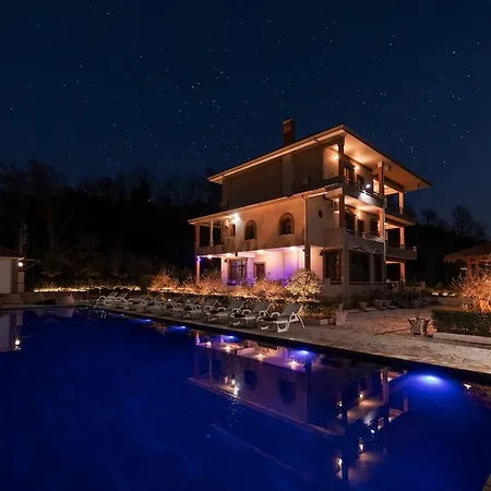 Villa The Resident *