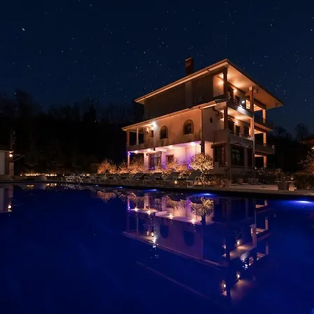 The Resident Villa Villa *