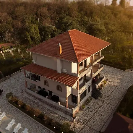 Villa The Resident Villa *