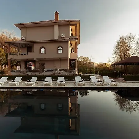 Villa The Resident Tirana