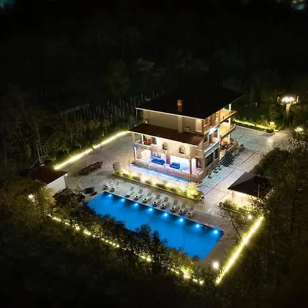 Villa The Resident Villa Tirana